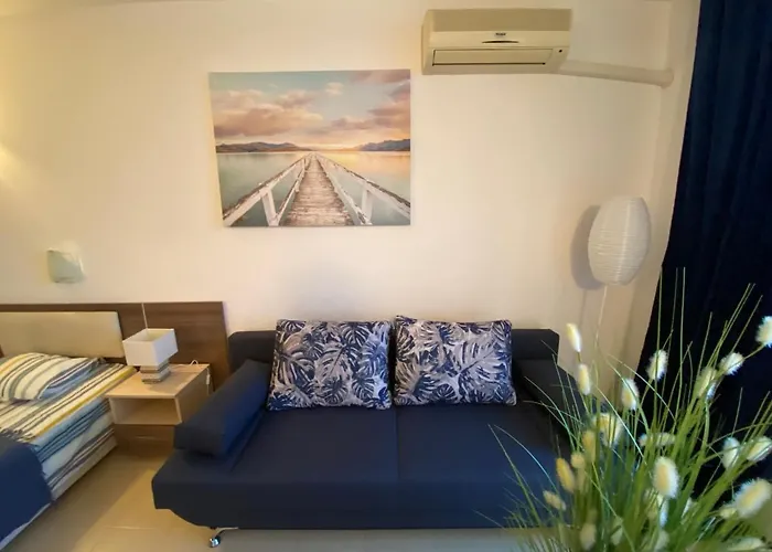 Apartman Esperanto 402 Large Sunny