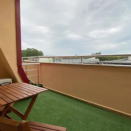 דירה Esperanto 402 Large Sunny